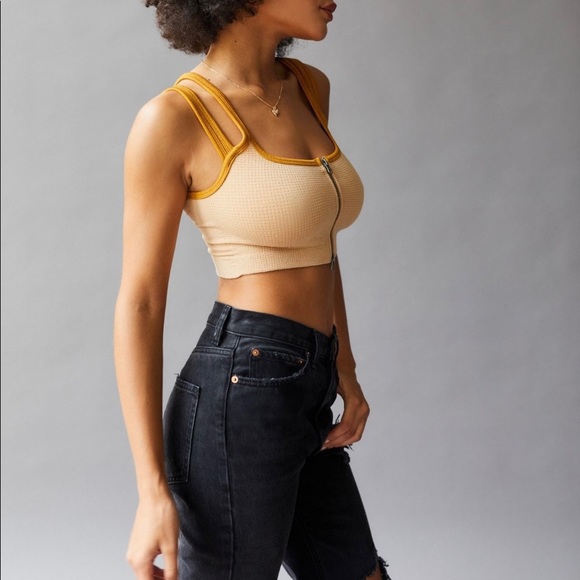 Urban Outfitters On My Way Seamless Zip Top - Picture 3 of 7